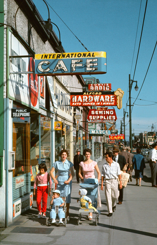 FredHerzog-Robson_Street_1957