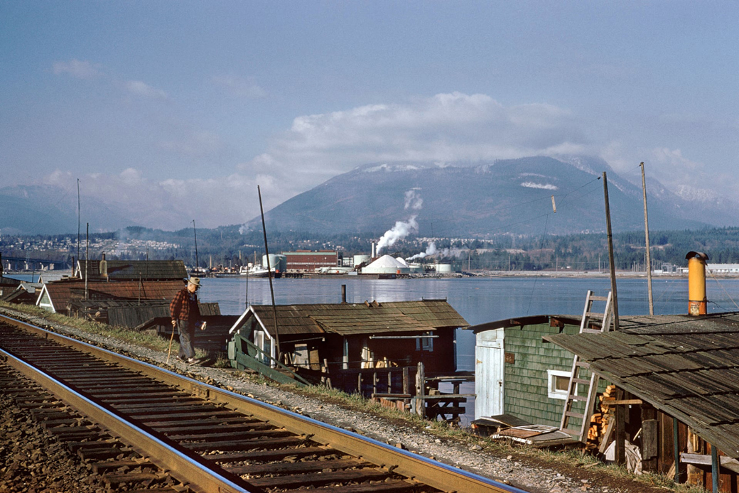 FredHerzog-Squatter-RailroadTracks1961