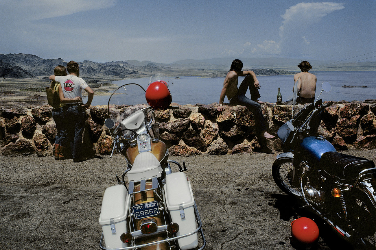 HarryGruyaert-LakeMeadArizonaNevadaUSA1982-Magnum